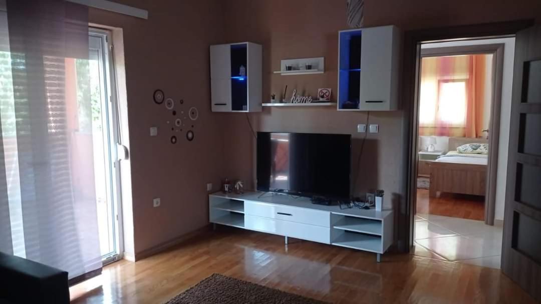 Apartman Dora Сукошан Екстер'єр фото